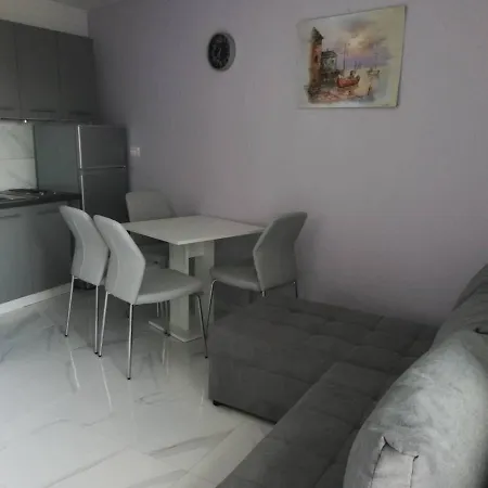Apartmán Carija 2 *